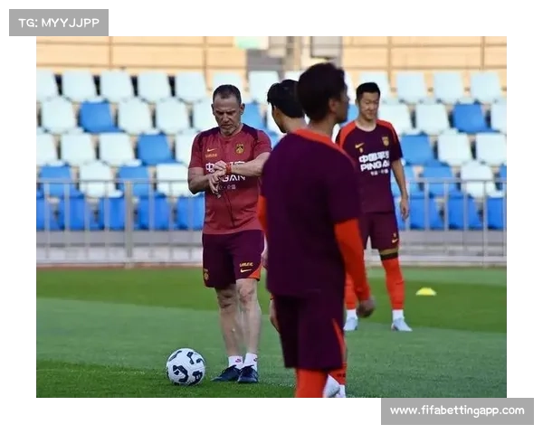 久尔杰维奇强调国足重建需通过高强度对抗积累实战经验