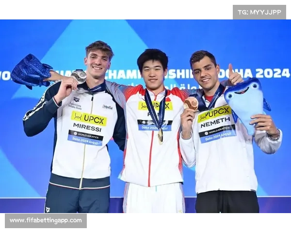 潘展乐世锦赛卫冕战遭遇强敌 波波维奇100自46.71秒逼近世界纪录 潘展乐世锦赛卫冕战遭遇强敌 波波维奇100自46.71秒逼近世界纪录